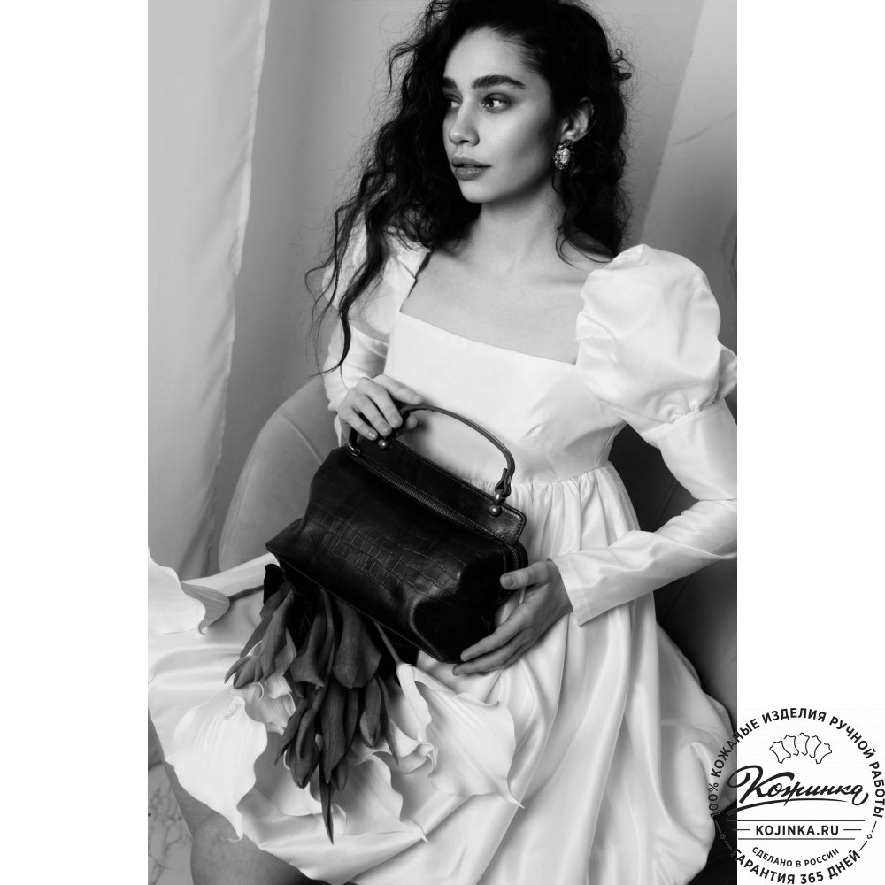 Женская кожаная сумка "Орнелла" (синяя)